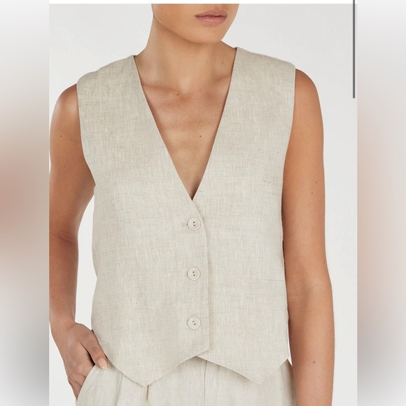 DISSH BANKS NATURAL LINEN VEST - Picture 2 of 7
